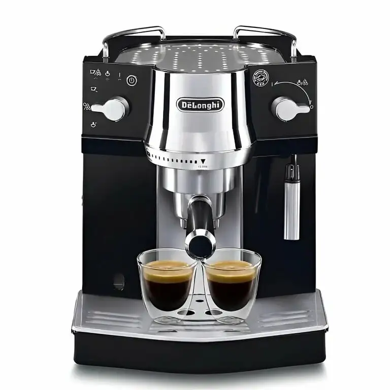 Рожковая кофеварка DeLonghi EC820. B с капучинатором